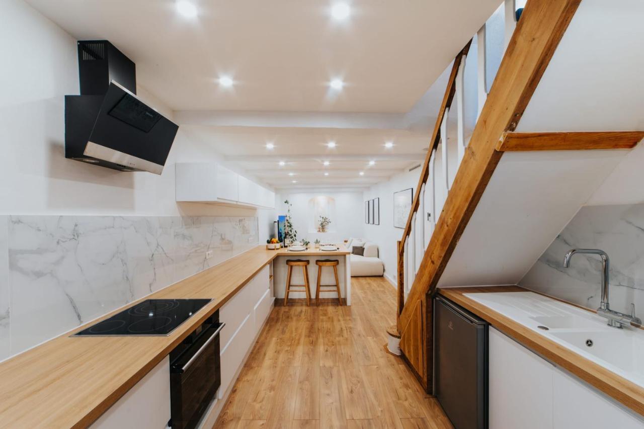 Perfect Family-oriented And Renovated Townhouse In The Old Apartamento *