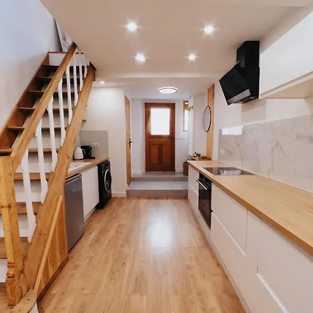 Perfect Family-Oriented And Renovated Townhouse In The Old Antibes Apartment Exterior photo