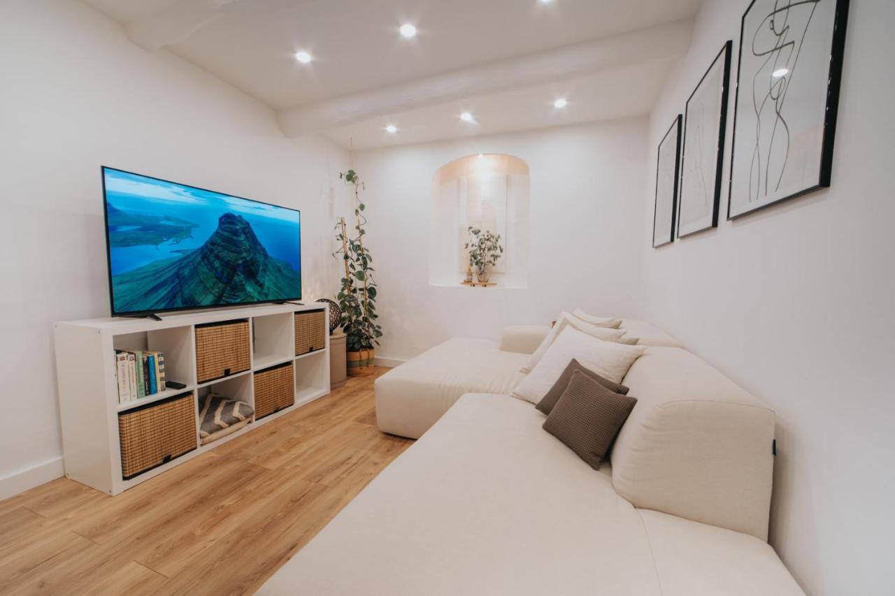 Perfect Family-oriented And Renovated Townhouse In The Old Appartamento *