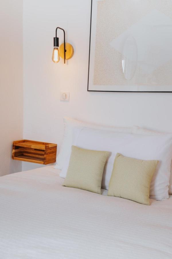 Perfect Family-oriented And Renovated Townhouse In The Old Appartamento Antibes